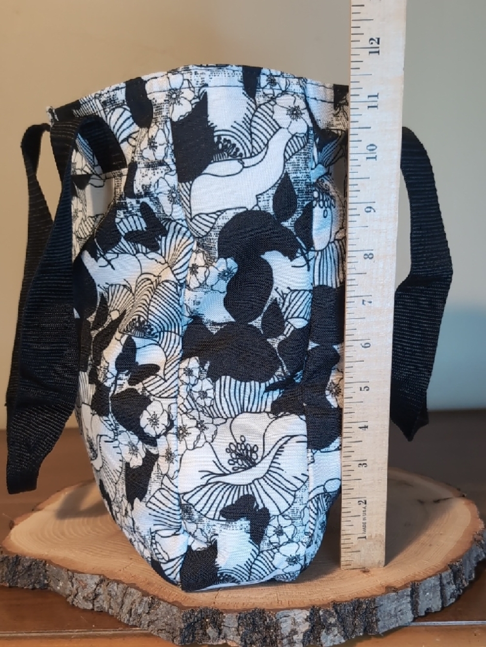 JanSport  Lunch Sack Black & White Floral Tote Bag - Picture 5 of 12